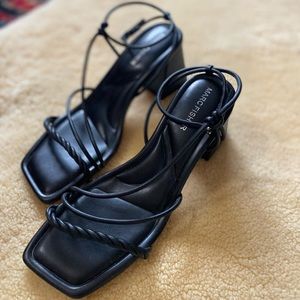 Marc Fisher Malyn Sandal